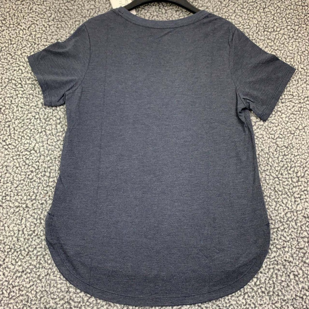Atlanta Braves Shirt Women Medium Gray Nike Short Sleeve Crew Neck New M - Picture 2 of 7